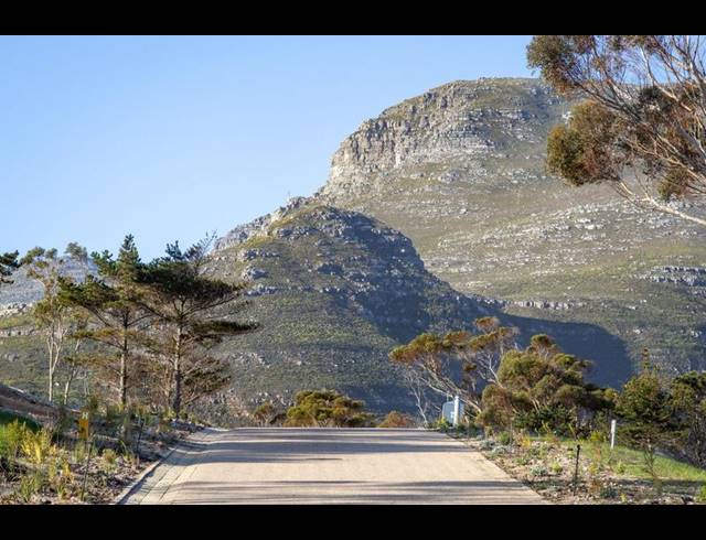 LAND FOR SALE IN CHAPMAN'S BAY ESTATE